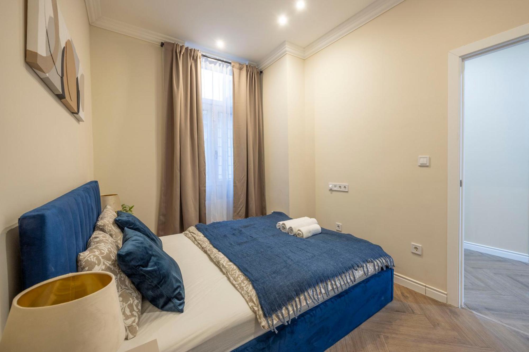 Apartment Deluxe Center T6 With Balcony *